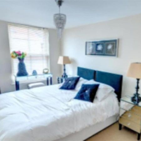 Kittiwake-Top Floor Sea View Apartment Two Bedrooms Scarborough Exterior photo