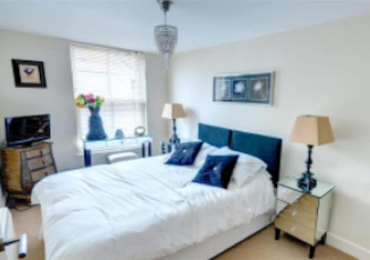 Kittiwake-Top Floor Sea View Apartment Two Bedrooms Scarborough Exterior photo