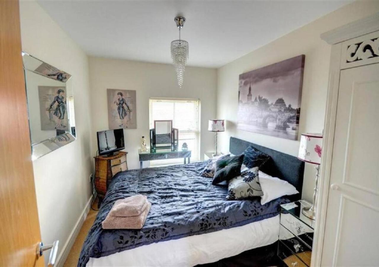 Kittiwake-Top Floor Sea View Apartment Two Bedrooms Scarborough Exterior photo